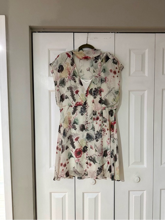 Haute Hippie Dresses & Skirts - Haute Hippie Boho Mini Dress Silk Blend Flowery Festival Beige Neutral - Size L